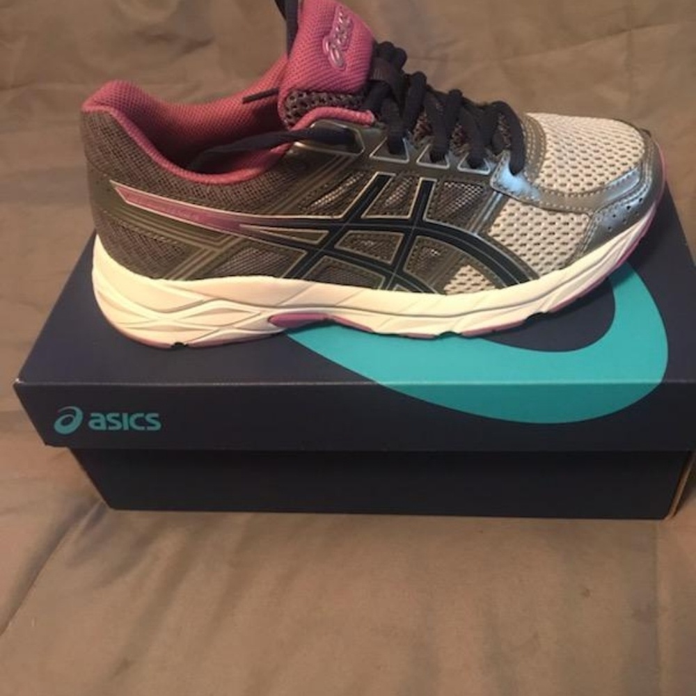 💥Asics womens sneakers💥